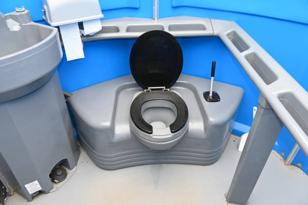 Portable Toilet Options We Offer in Madison Center, CT